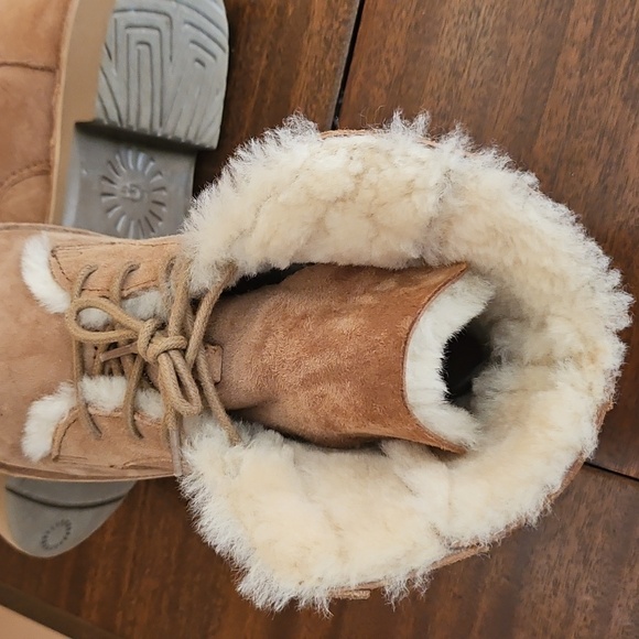 UGG Women's Brown and Cream Lace-Up Winter Boots - Picture 14 of 15